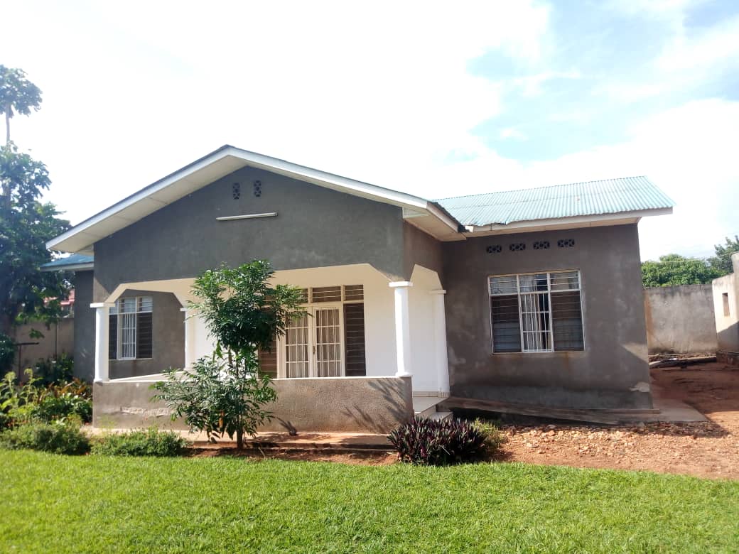 Parcelle à Nyakabiga